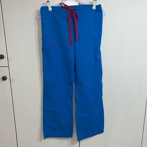 Med Couture women’s size small scrub pants